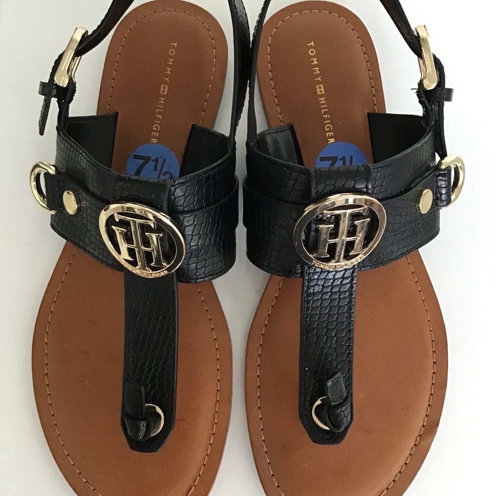 Tommy Hilfiger black thong sandals with heel straps size 7 1/2